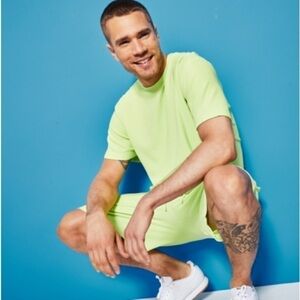 New Royalty by Maluma Men's Textured
Ottoman Stripe T-Shirt, Mojito shirt, green